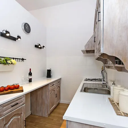 Center - Ogarna 1 Art In By Apartmore Гданьск