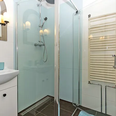 Center - Ogarna 1 Art In By Apartmore Гданьск