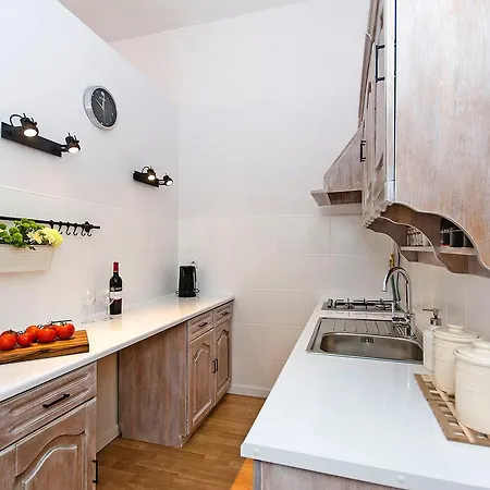 Apartamento Center - Ogarna 1 Art In By Apartmore