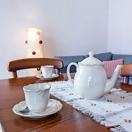 Center - Ogarna 1 Art In By Apartmore דירה