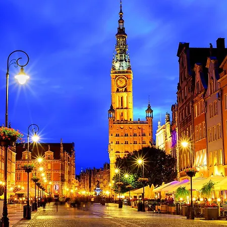 Center - Ogarna 1 Art In By Apartmore *