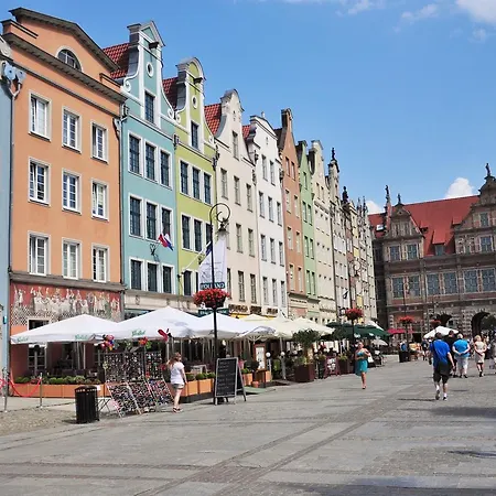 Center - Ogarna 1 Art In By Apartmore *