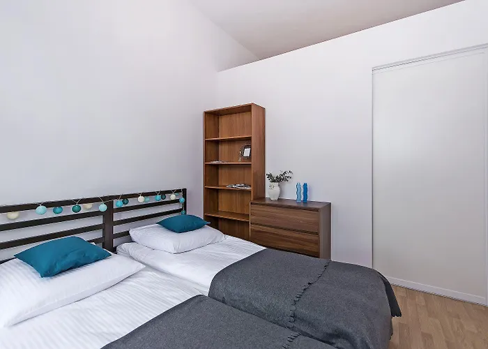 Center - Ogarna 1 Art In By Apartmore