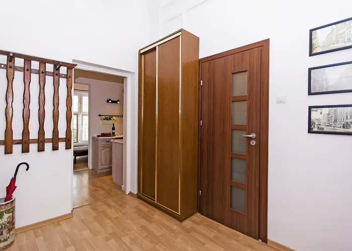 Center - Ogarna 1 Art In By Apartmore 格但斯克